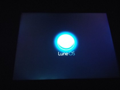 LuneOS_HP_TouchPad_01.jpg