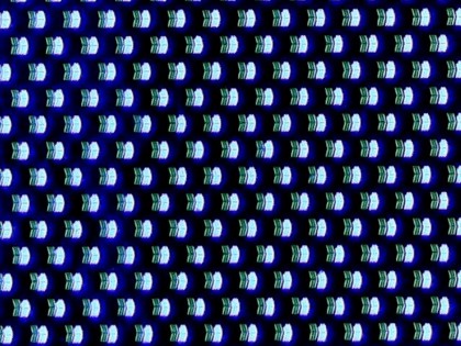 uj6300-pixels-pure-blue-showing-undersaturation-large.jpg