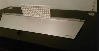 LG C7V stand.jpg